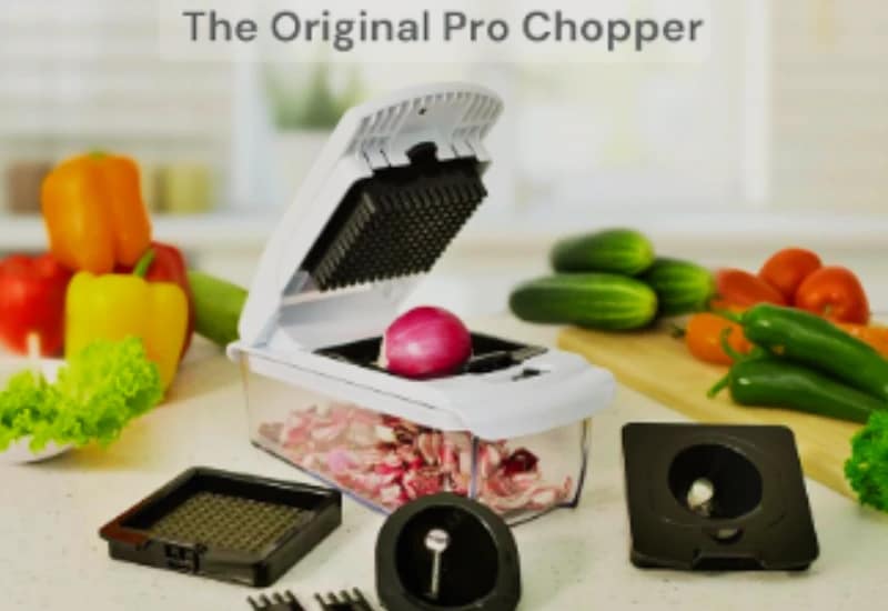 Vegetable Chopper cutting an onion pepper into small diced pieces.