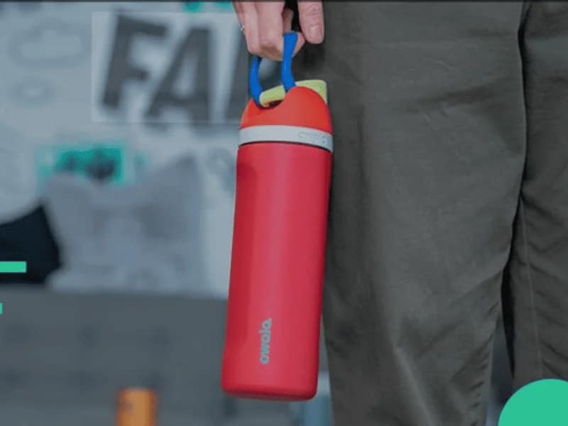 Owala water bottles are a useful, stylish, environmentally friendly item meant to fit perfectly into your current way of life, not merely another trendy hydration product.